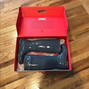 Brand New w/ box Gray Hunter Rain Boots